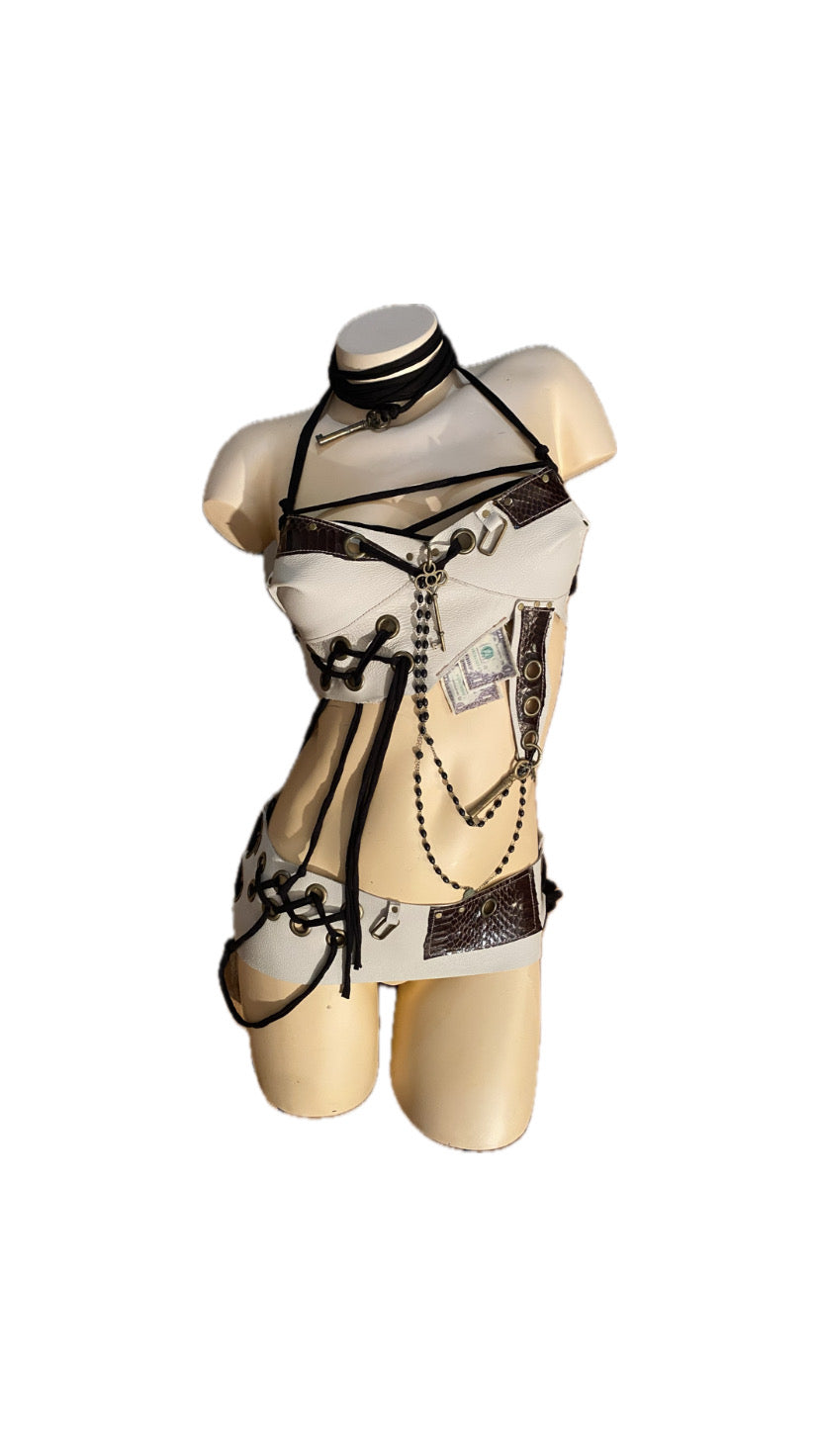 Ensemble en cuir gris