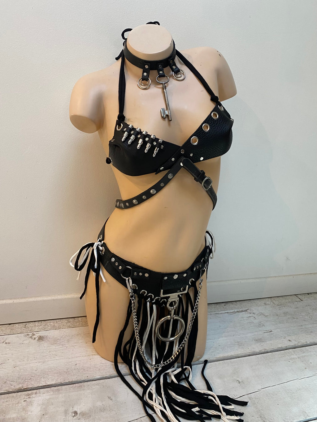 Ensemble en cuir noir